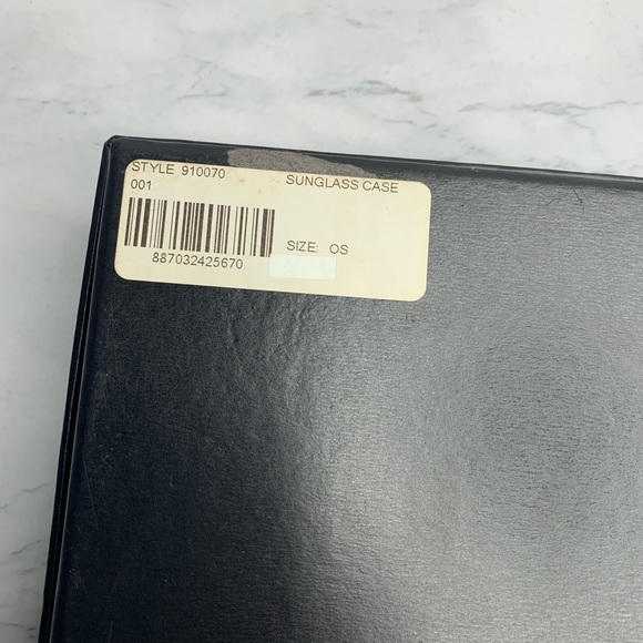 AW EMBOSSED SUNGLASSES CASE - Picture 8 of 8